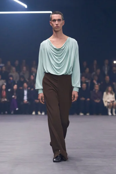 Look 51
